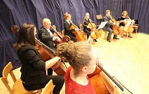 Alma Mater organizovala již podruhé Tříkrálový koncert – sobota 4.1.2020 v Soklovně Záblatí – fotografie 6